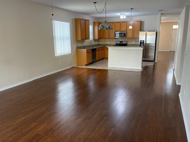 Building Photo - 422 Graystone Blvd