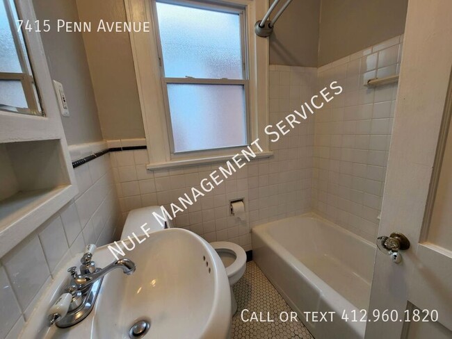 Foto del edificio - 2 Bed, 1 Bath Apartment in Point Breeze