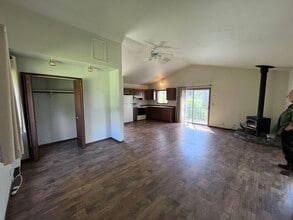 Building Photo - 3924 Ben Hur Rd