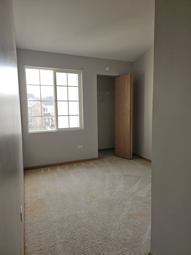 Building Photo - 1454 McClure Rd