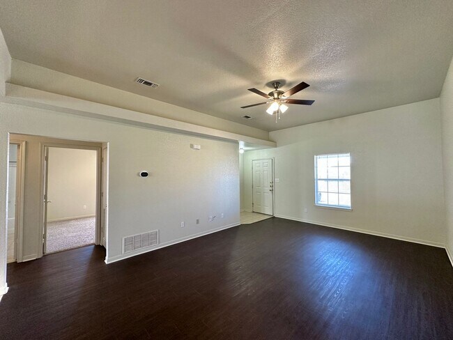 Foto del edificio - 3806 Pecos Dr