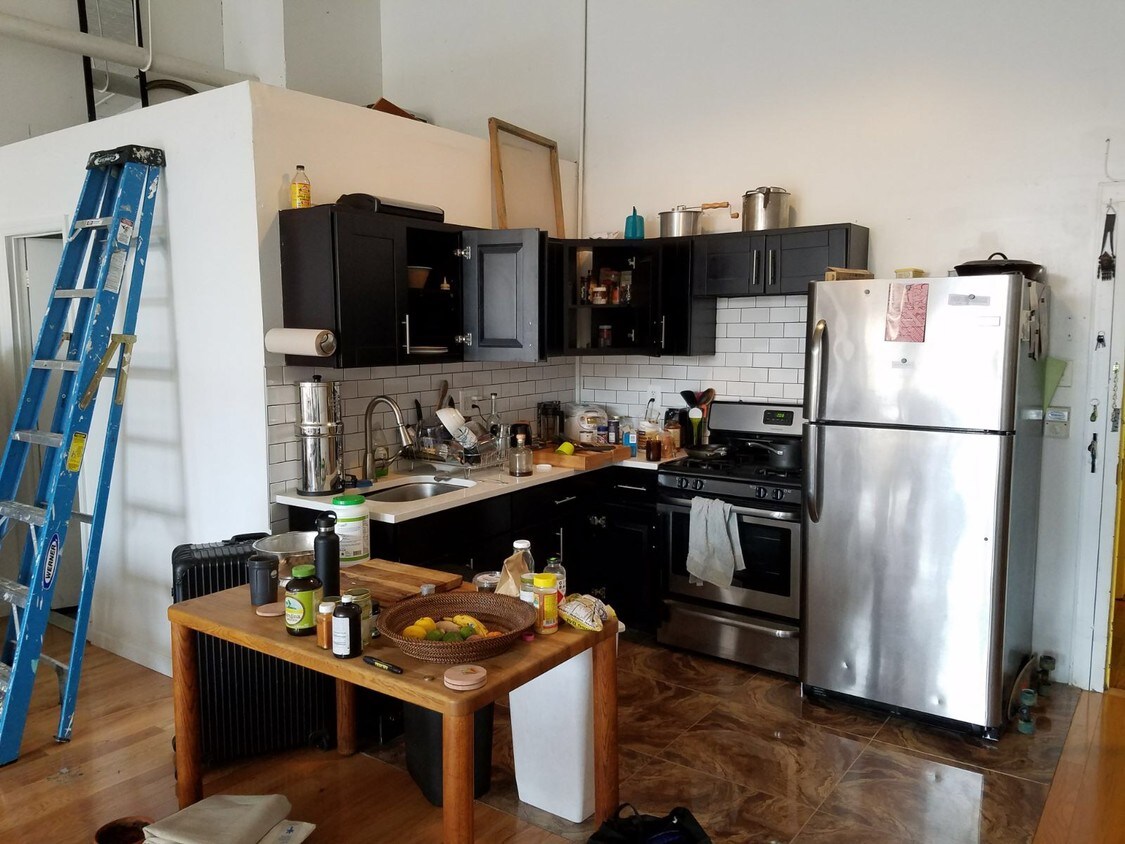 Foto principal - 255 McKibbin St
