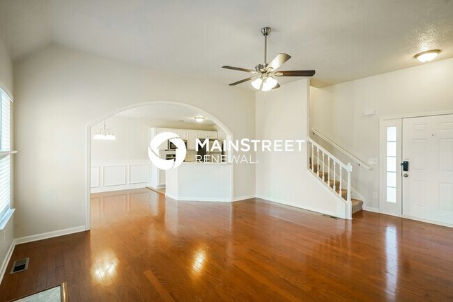 Foto del edificio - 4 Bedroom Pet-Friendly Home in GALLATIN, TN with Main Street Renewal