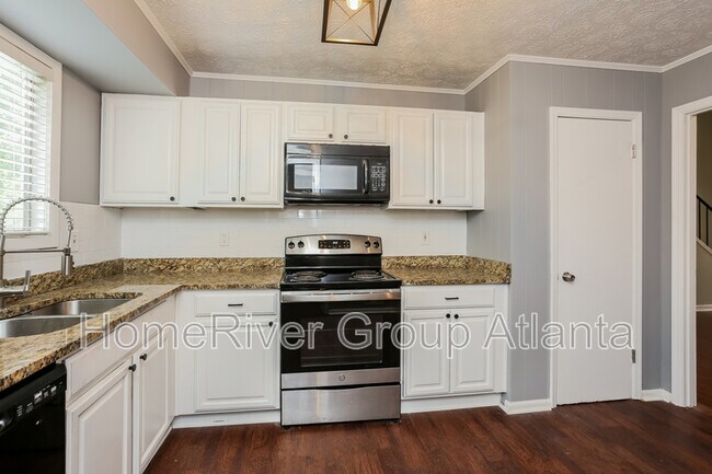 Foto del edificio - 6360 Ashdale Dr