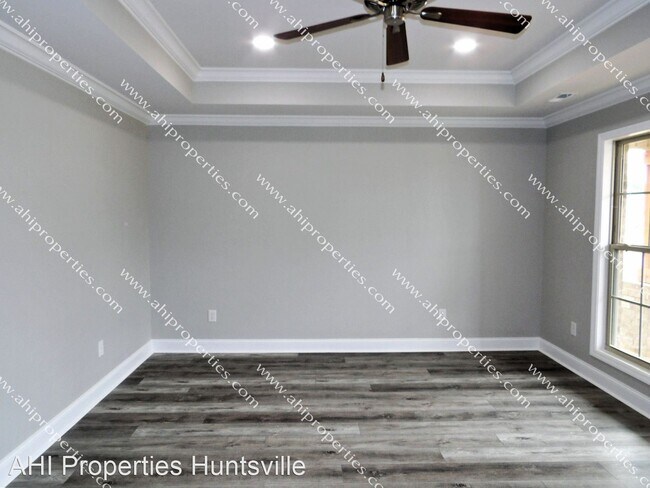 Building Photo - 3 br, 2 bath House - 15645 Landview Lane