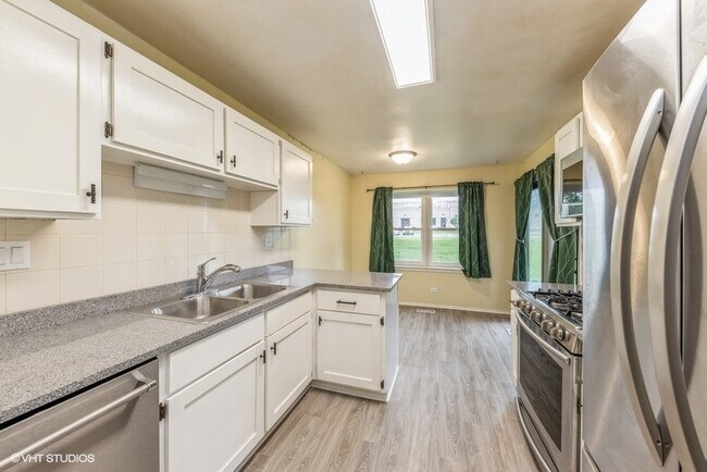 Foto del edificio - 2900 Northampton Dr