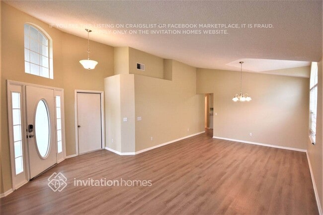 Foto del edificio - 12515 Ringwood Ave