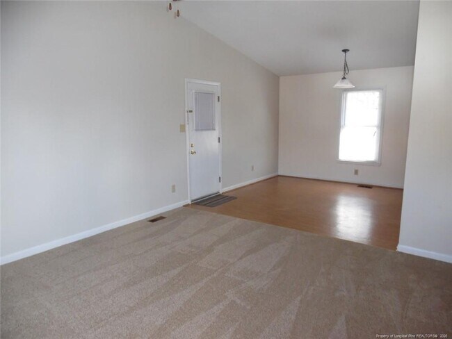 Foto del edificio - 4509 Westfield Rd