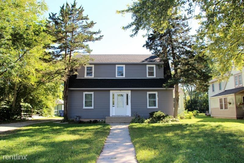 Primary Photo - 3 br, 1.5 bath House - 412 W Lincoln Hwy