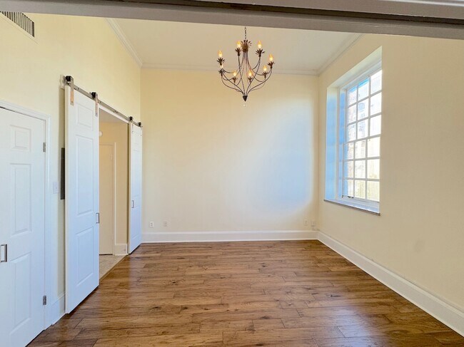 Foto del edificio - 321 Abercorn St