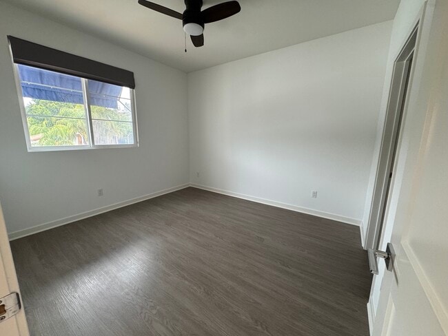 Building Photo - 751 Talbot Ln