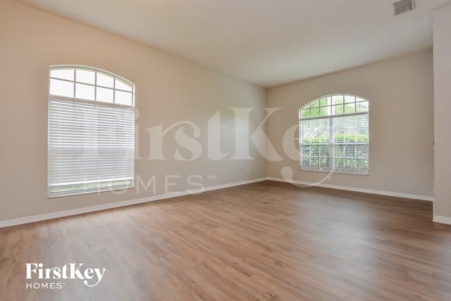 Building Photo - 517 Fitzwilliam Way