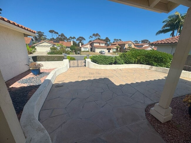 Building Photo - Spacious Single-Story 4-Bed Home in Top-Ra...