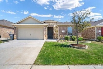 Building Photo - 806 Meadow Wood Ln