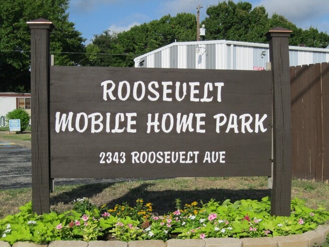 Building Photo - Roosevelt Mobile Home Park