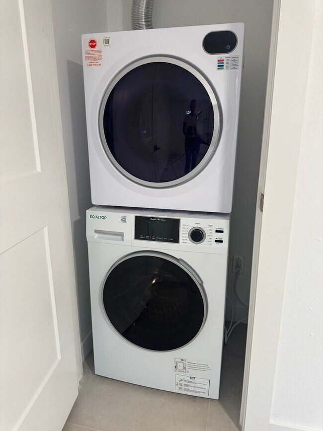 Foto del edificio - Rosedale