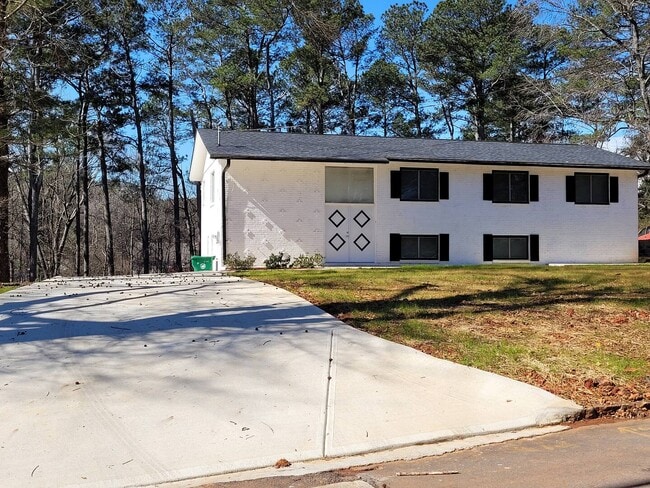 Building Photo - 4331 Aldergate Dr
