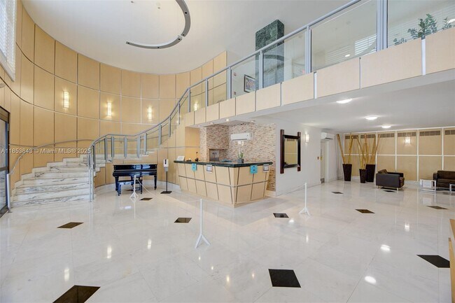 Foto del edificio - 6770 Indian Creek Dr