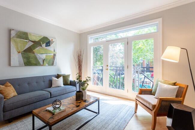 Foto del edificio - 2212 W Huron St