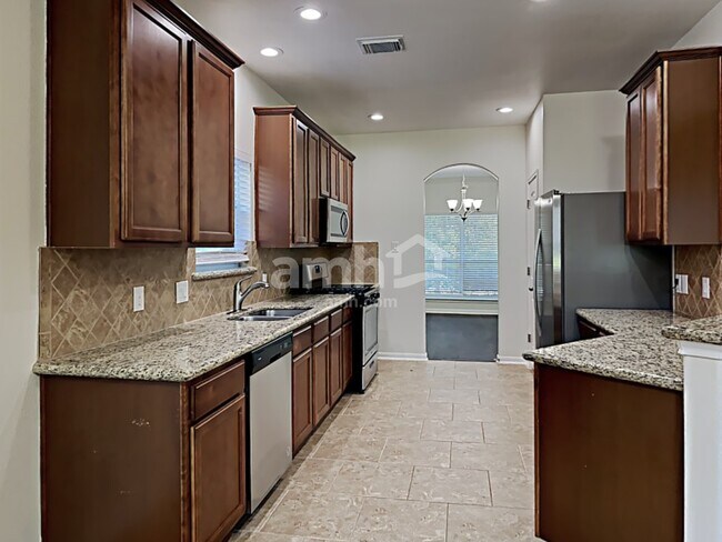 Building Photo - 1735 Park Oak Drive