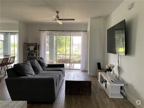 Building Photo - 1756 Emerald Cove Cir