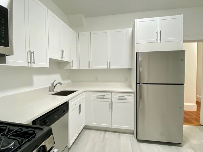 Building Photo - 87 Brighton Ave