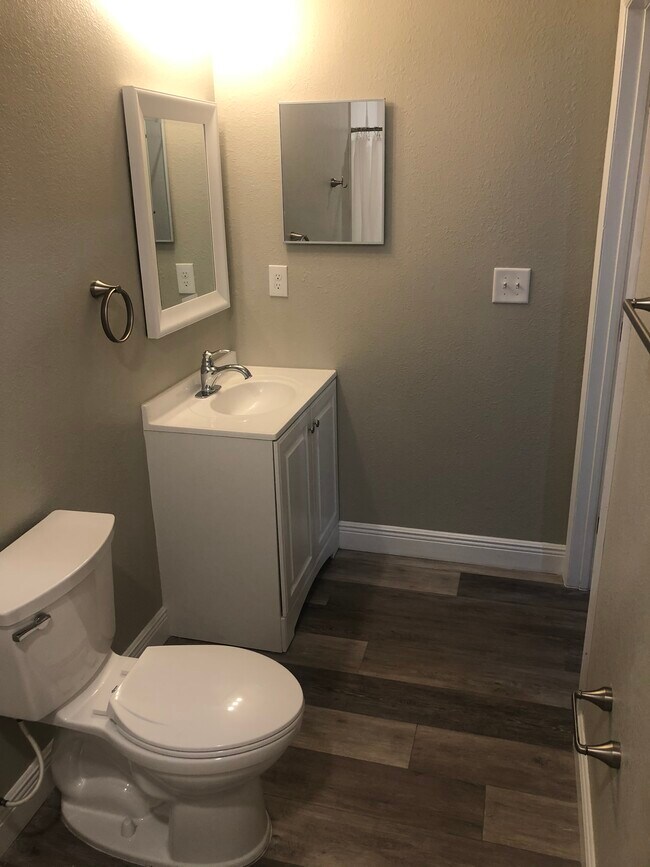 Foto del edificio - 2678 Oak Run Blvd
