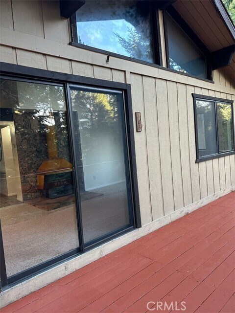 Foto del edificio - 26227 Lake Forest Dr