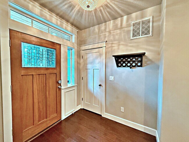 Foto del edificio - 1707 SW Moss St