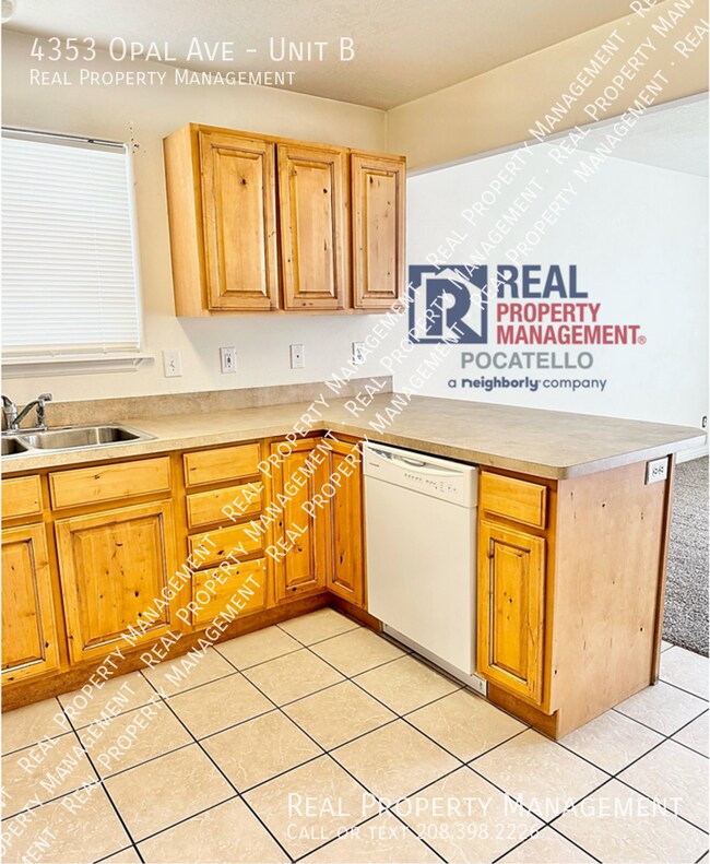 Foto del edificio - 4353 Opal Ave