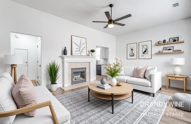 Foto del edificio - 10242 Evening Hill Dr