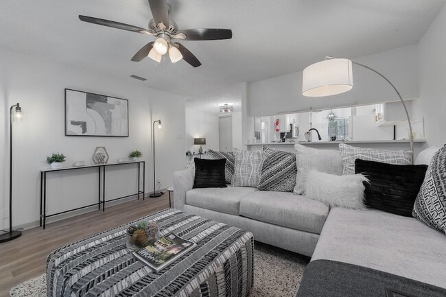 Photo - 5981 Arapaho Rd Townhome