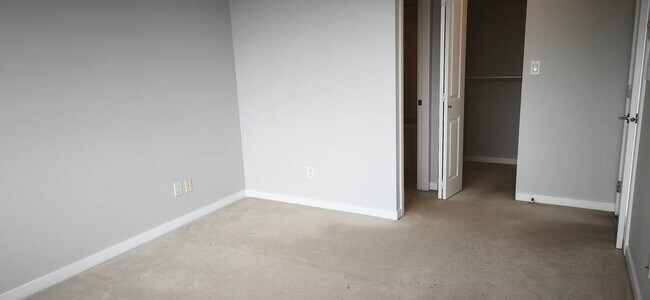 Photo du bâtiment - 9868 Cameron St