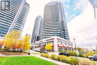 Building Photo - 7171 Yonge St