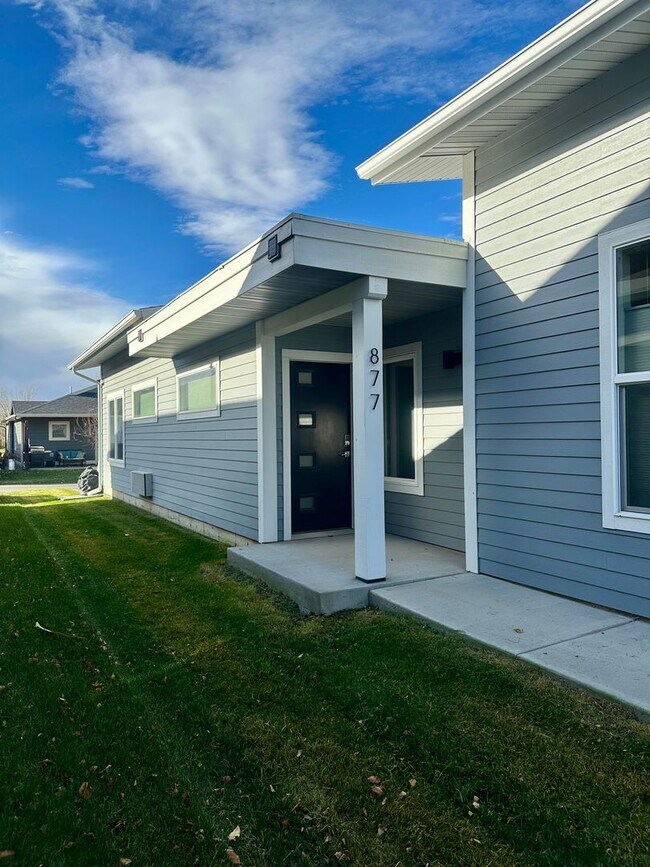 Foto del edificio - 877-879 S Cottonwood Rd