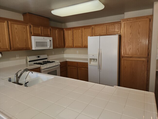 Building Photo - 705 Turtle Creek Rd