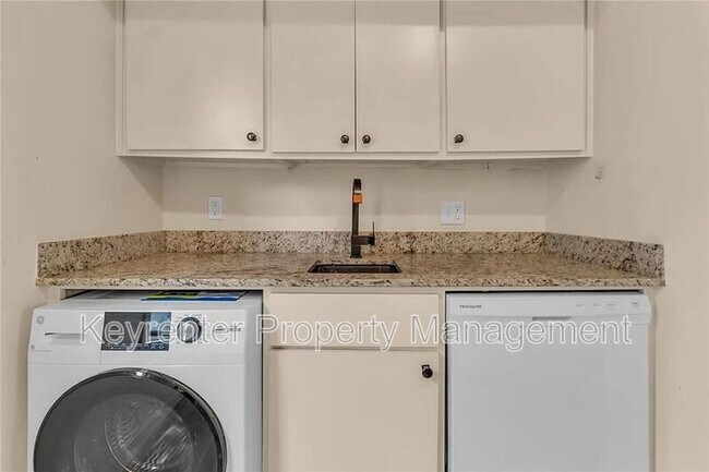 Foto del edificio - 1838 NW 11th St