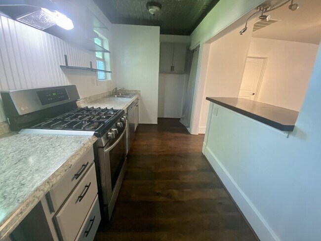 Foto del edificio - 112 S Sandusky Ave