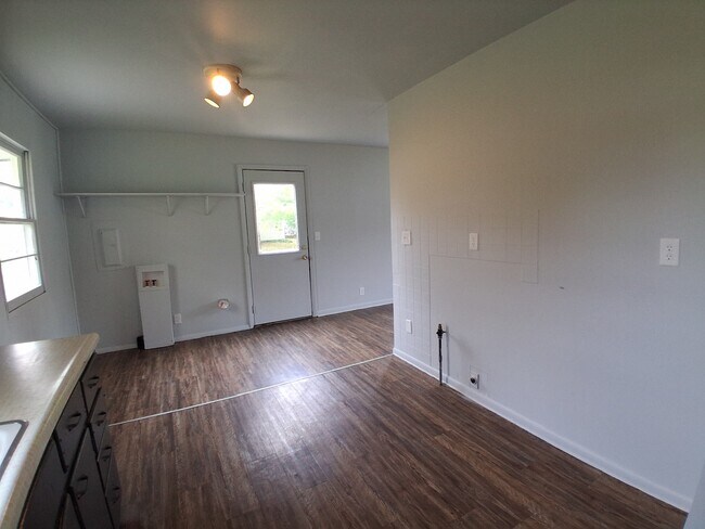 Foto del edificio - 312 Holmes Ave