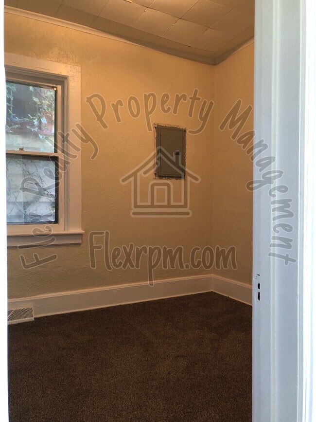 Foto del edificio - Cute North Toledo Home