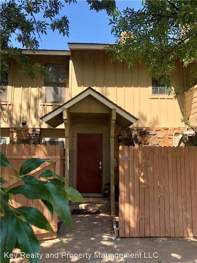 Foto del edificio - 2 br, 2 bath House - 14403 N Pennsylvania ...