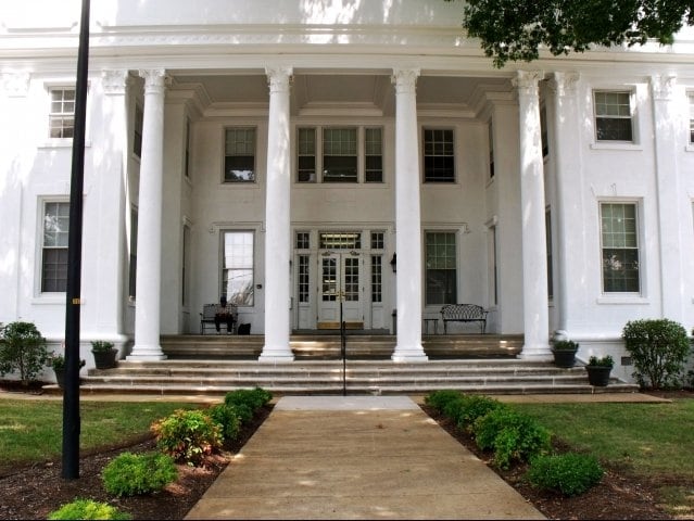 Primary Photo - Elora Gardens Lynchburg