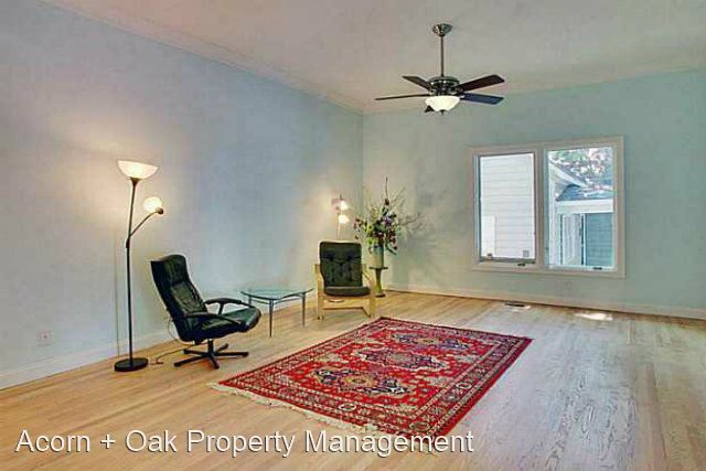 Building Photo - 3 br, 2 bath House - 609 S. Buchanan Blvd.
