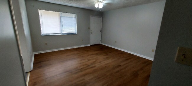 Building Photo - 1267 Sandy Bottom Cir