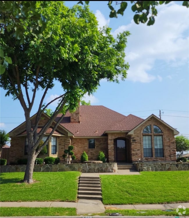 Building Photo - 4419 Silverthorn Dr