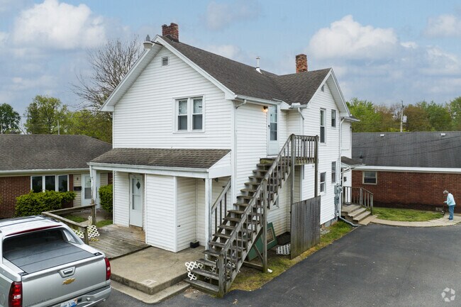 Building Photo - 2766 Tremainsville Rd