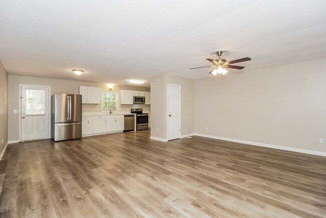 Building Photo - 95 Crawford Cir