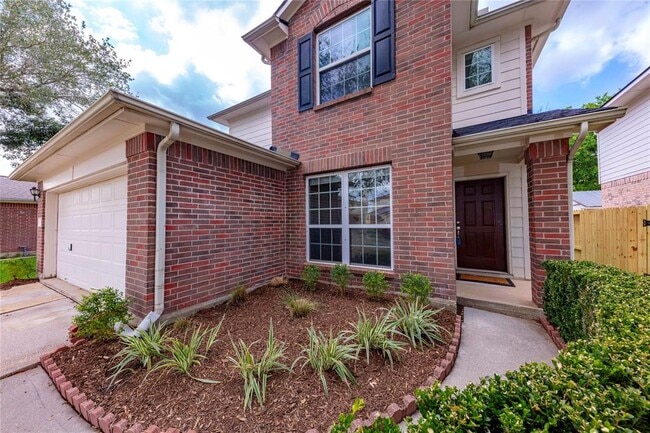 Building Photo - 13907 Bonnetbriar Ln