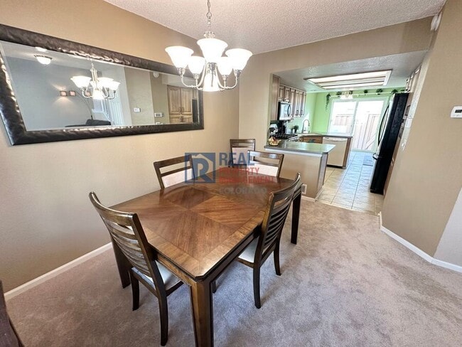 Foto del edificio - 2032 S Xenia Way