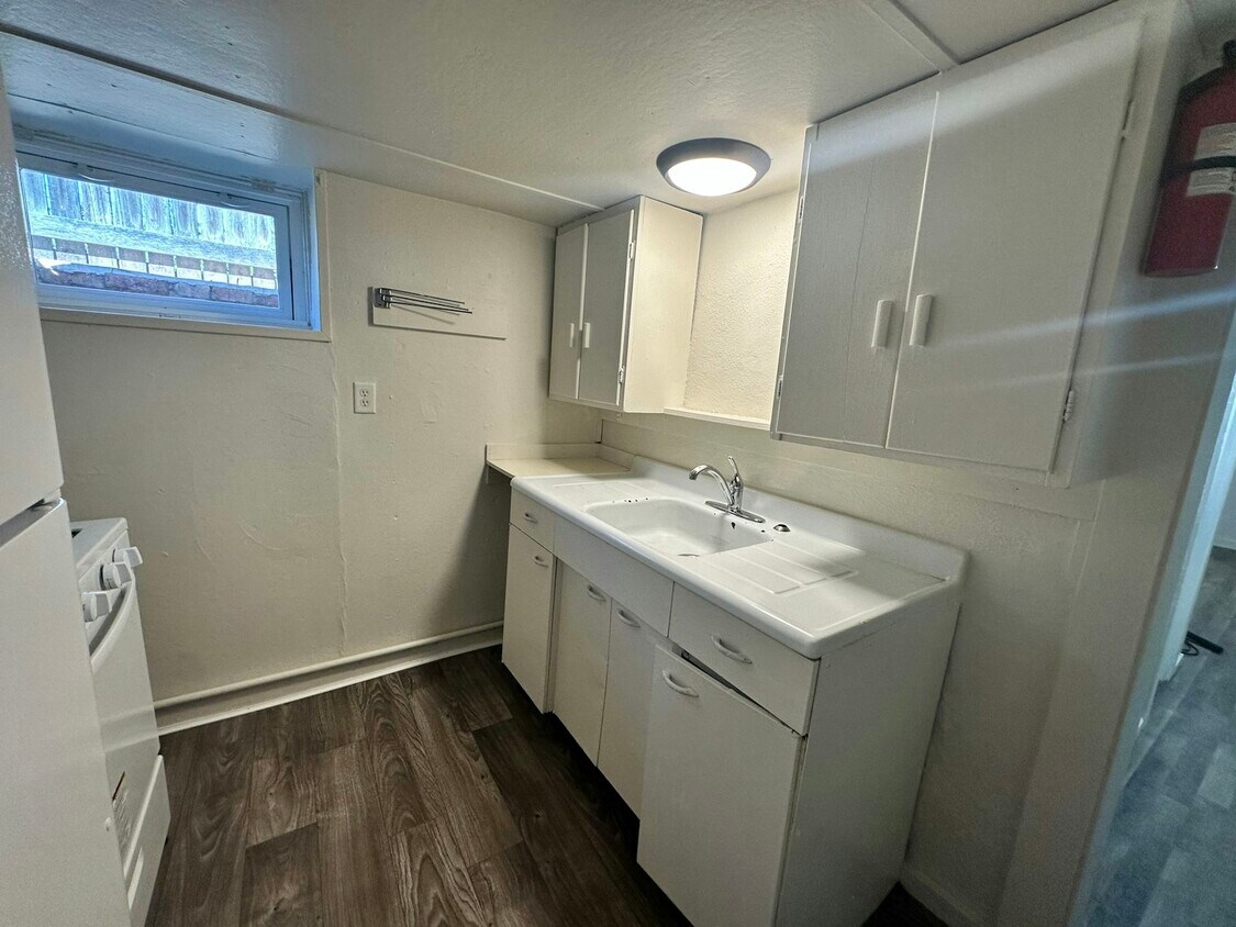 Foto principal - 811 St James St
